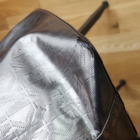 Michael Kors Gun Metal Metallic Jet Set Tote Bag - Picture 6 of 17